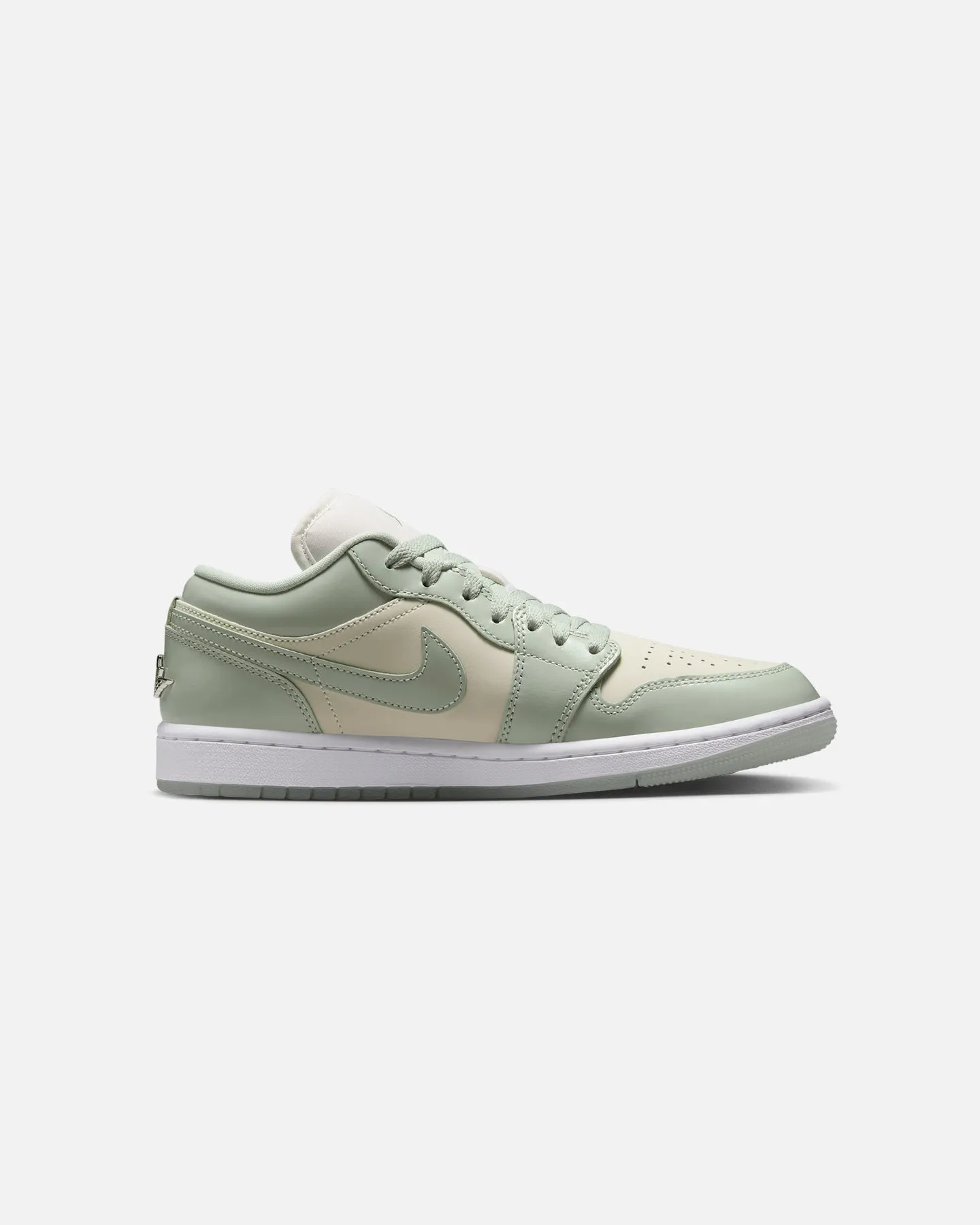 Jordan Women's Air Jordan 1 Low SE Sail/Seafoam Metallic Silver